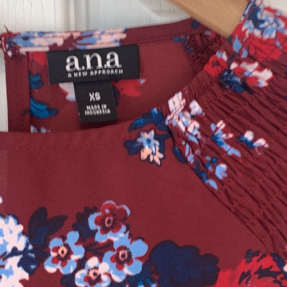 Ana Long Sleeve Floral Top size XS NWT - Picture 6 of 9
